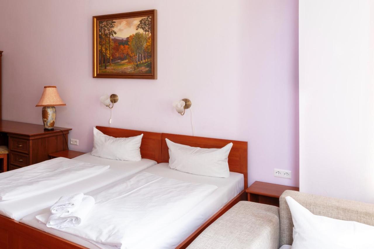 Hotel Eden Am Zoo Βερολίνο Εξωτερικό φωτογραφία